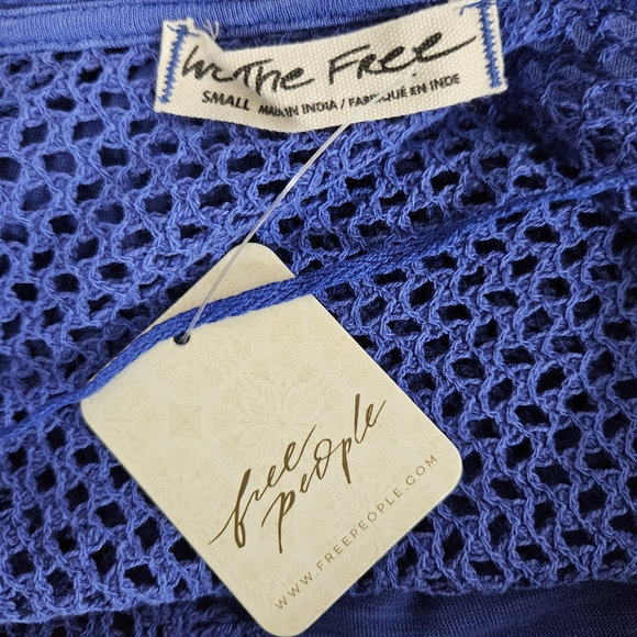 We The Free Solar Eclipse Top Womens Blue Mesh Panel Longsleeve Shirt Size S - Picture 9 of 11